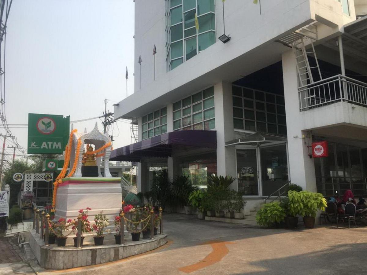 V Verve Service Apartment Hotel Chachoengsao Zewnętrze zdjęcie